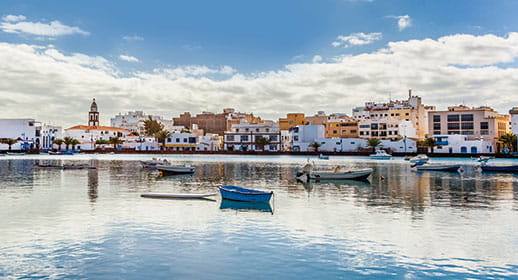 El Charco de San Gines lagoon in Arrecife, Canary Islands El Charco de San Gines lagoon in Arrecife, Canary Islands