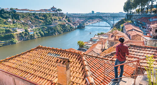The Ponte Dom Luis I bridge, Oporto