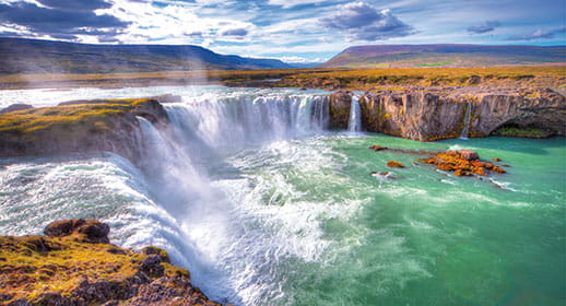 Godafoss Waterfall, Iceland Godafoss Waterfall, Iceland